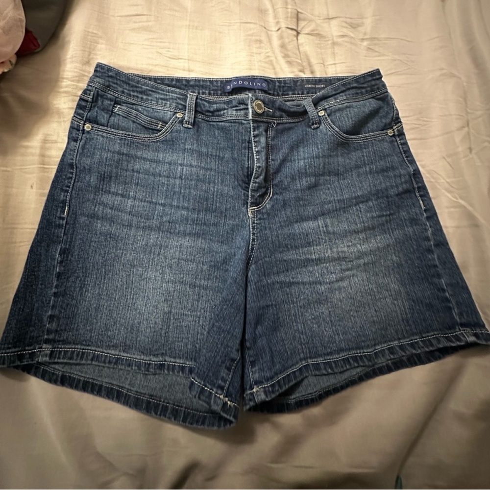 Bandolino Classic Blue Jean Shorts